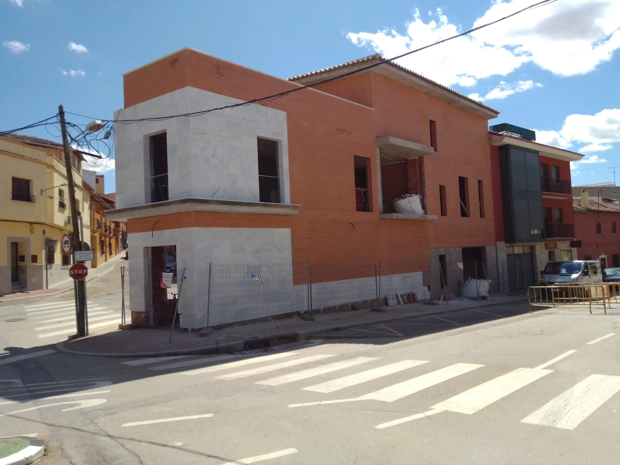 Lavandería y vivienda